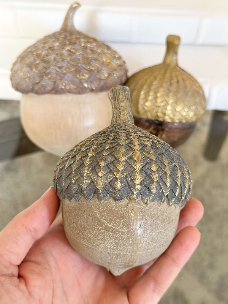 Set de 3 bellotas de resina