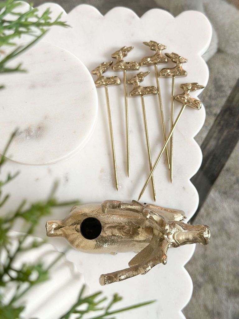 Venado dorado de metal con 6 palillos