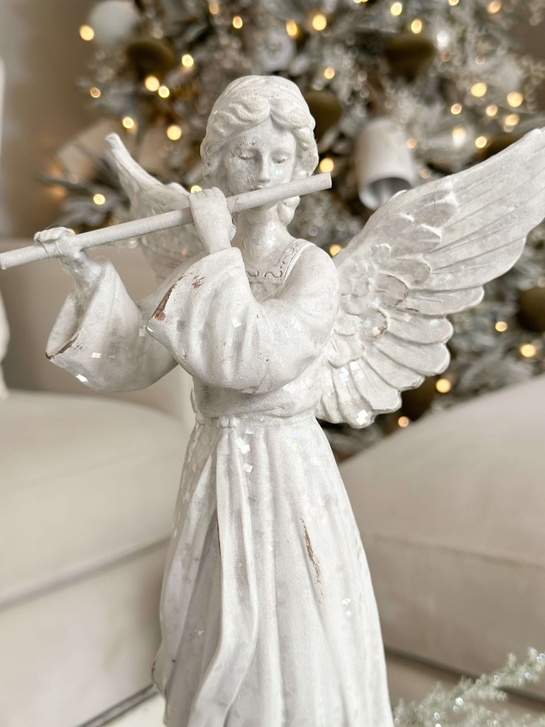 Angel blanco con instrumento Flauta