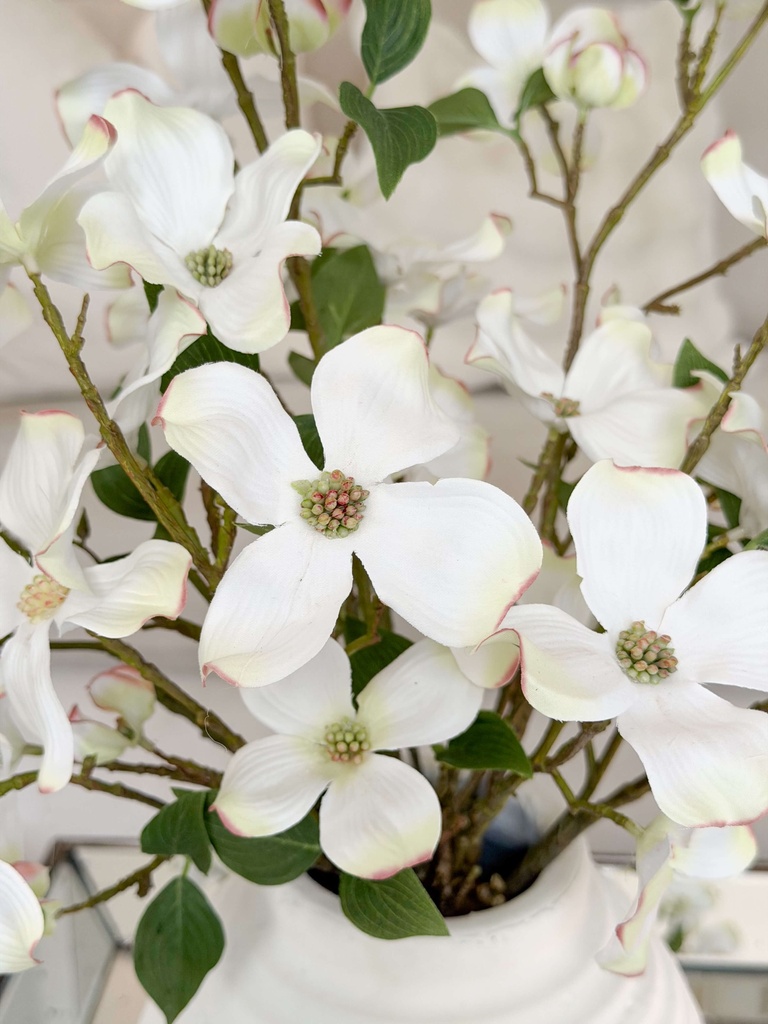 Rama cornejo blanca de 30 pulgadas