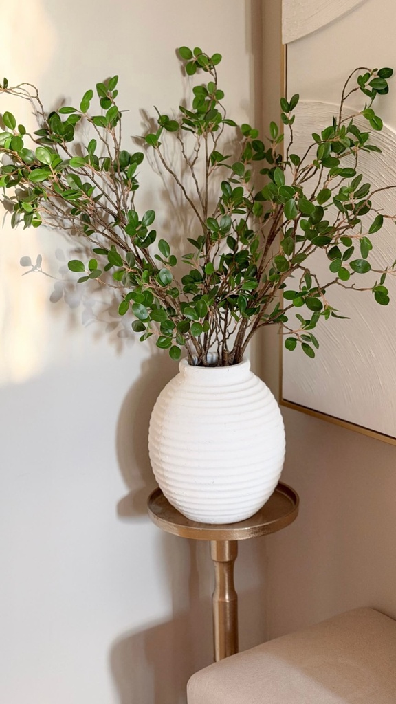 Jarron negro lineas horizontales