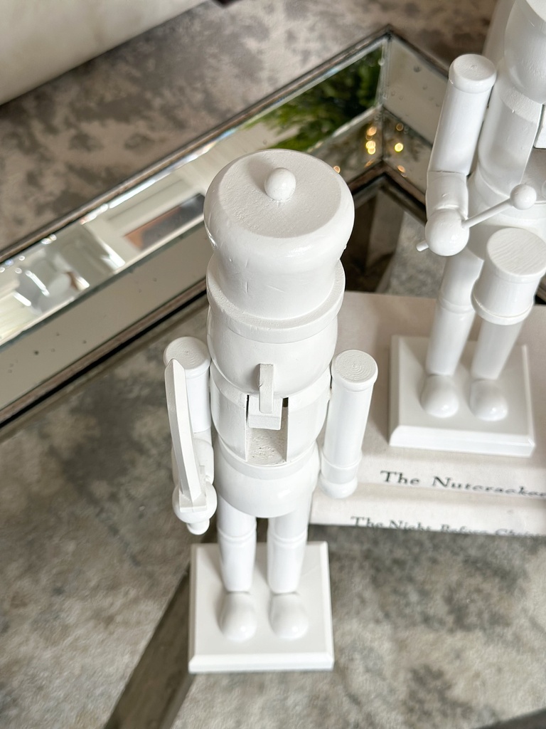 Nutcrackers blancos (3 estilos)