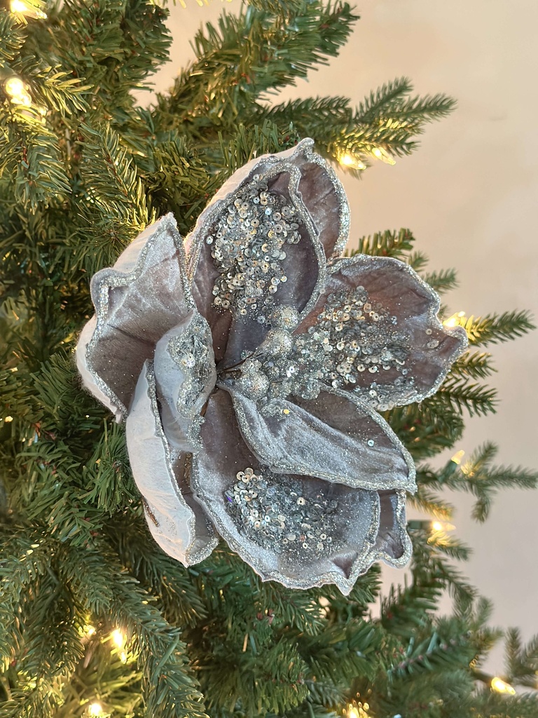 Magnolia velvet gris y plateada
