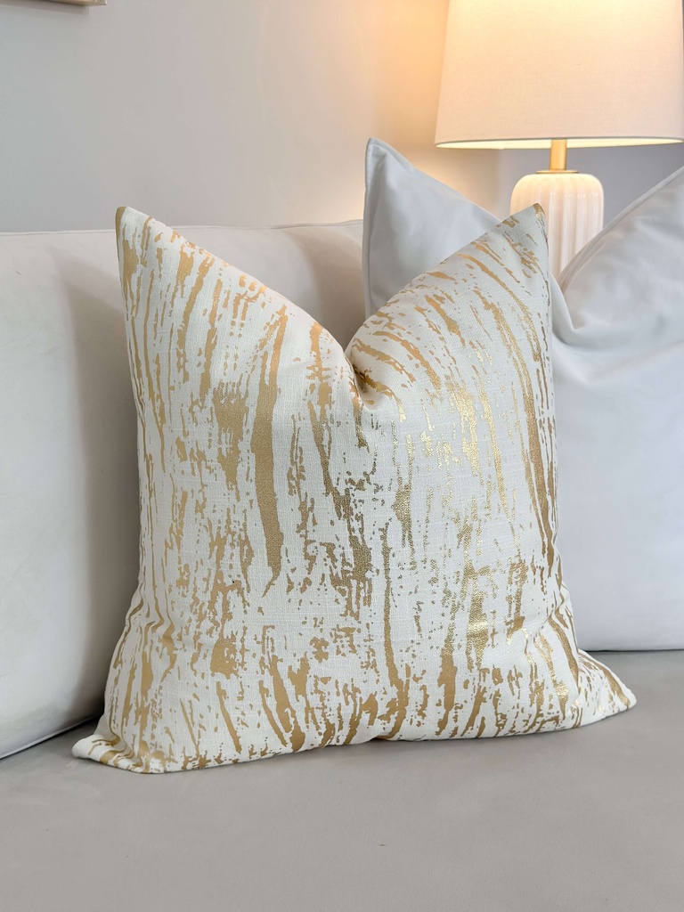 Forro de Cojin trazos dorados