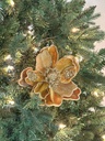 Magnolia velvet dorada mostaza con lentejuelas