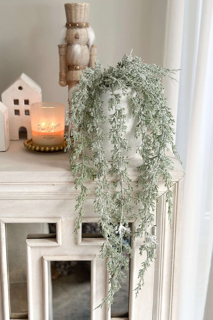 Rama de flocked cedar colgante